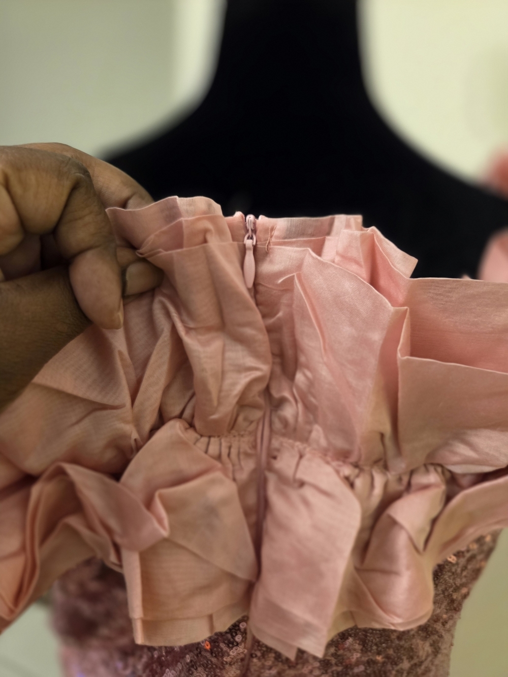 One-Shoulder Rose Pink Sequin Evening Gown with Ruffled Neckline - Picture 4 of 4